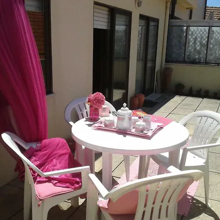 Pensión Near The Espinho (Aveiro)